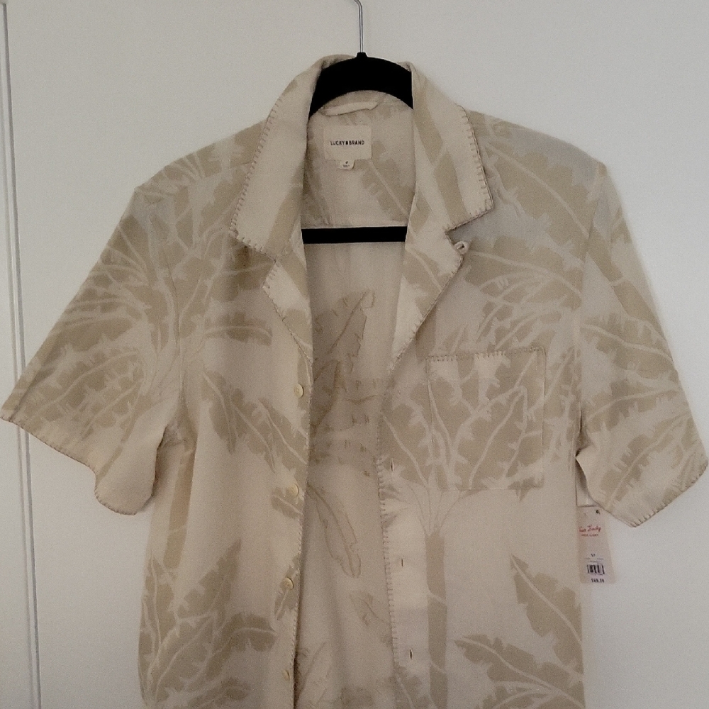 NWT Lucky Brand Beige Leaf Print Cotton Blend Short Sleeved Shirt - Size Small